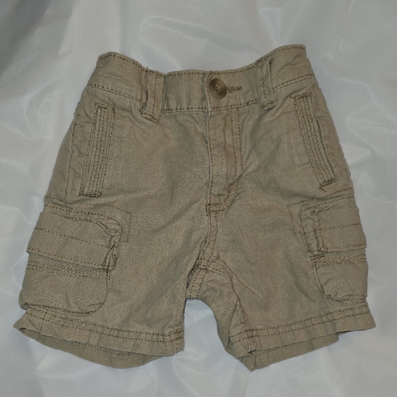 Old Navy Baby Cargo Shorts 12-18 Months - Picture 1 of 3